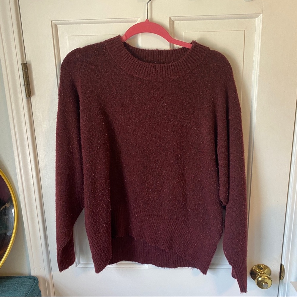 Maroon sweater